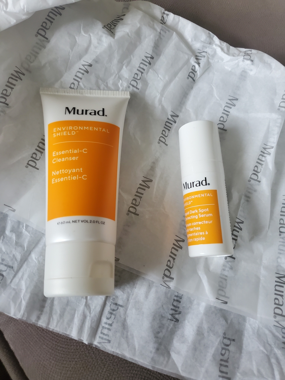 New Murad Essential C Rapid Dark Correcting Serum. - Picture 4 of 6